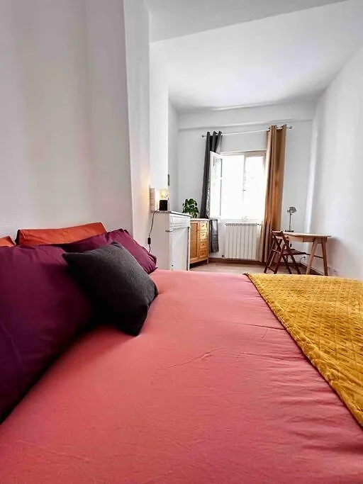 Grand T2 De Caractere Apartment Avignon France