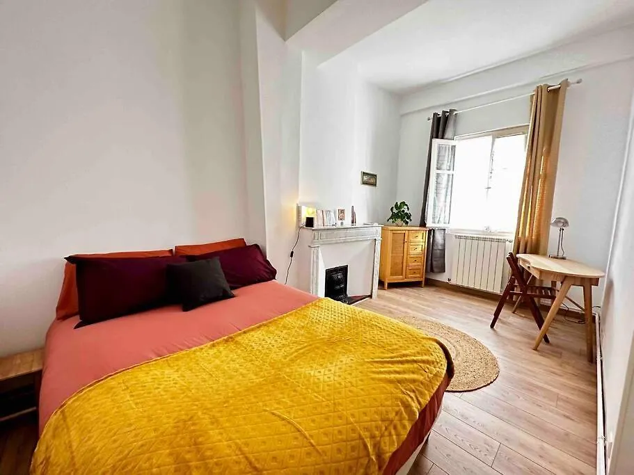 Grand T2 De Caractere Apartment Avignon France