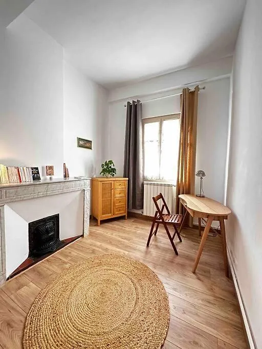 Grand T2 De Caractere Apartment Avignon